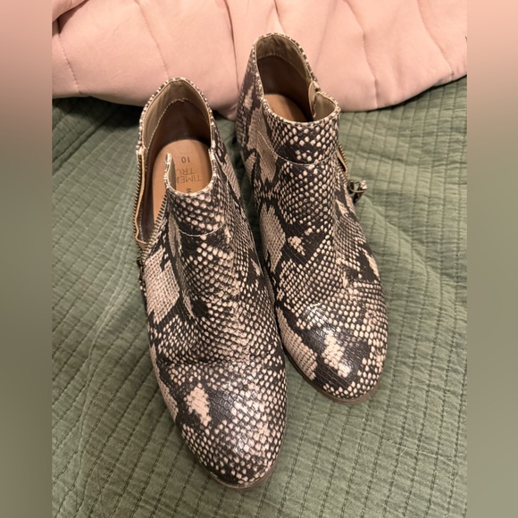 Time and Tru Snake Print Ankle Booties - Picture 3 of 7